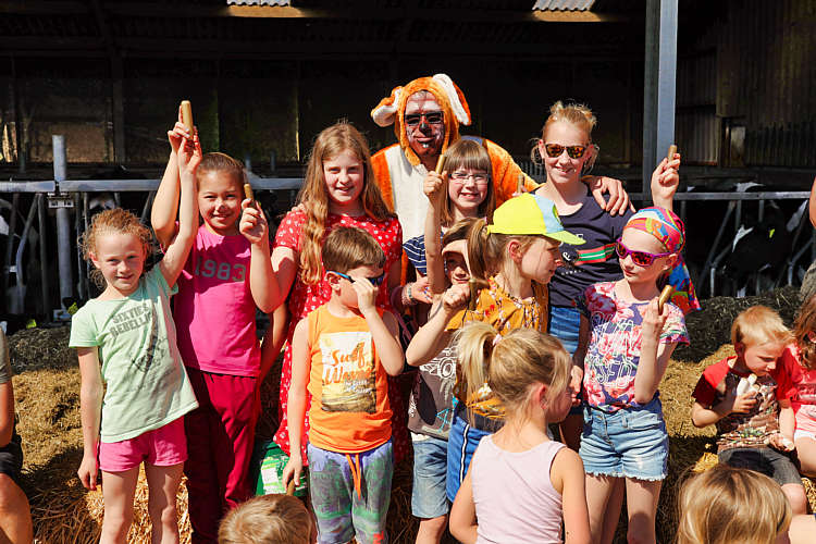 Paaseieren zoeken met en door speeltuinvereniging Wildebras_41